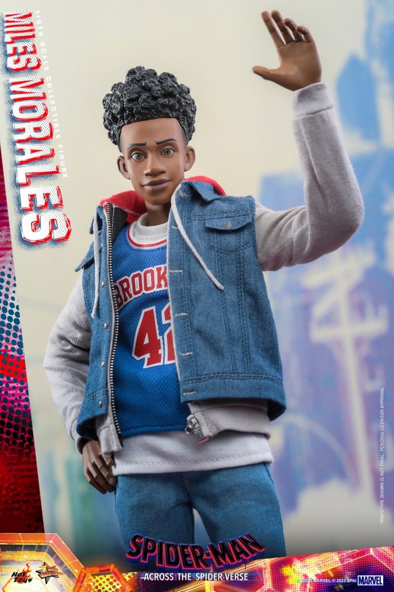 Hot Toys - SMASV - Miles Morales collectible figure_PR9.jpg