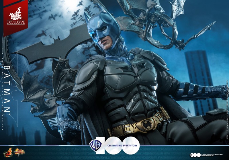 Hot-Toys-WB100-Batman-collectible-figure_PR09.jpg