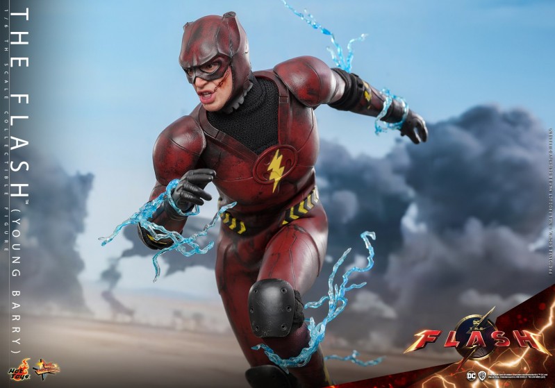 Hot Toys - The Flash - Young Barry_PR8.jpg Hot Toys - The Flash - Young Barry_PR8.jpg