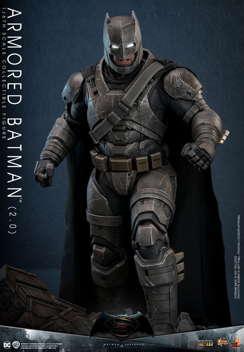 Hot Toys - BVS - Batman (2.0) collectible figure_PR8.jpg