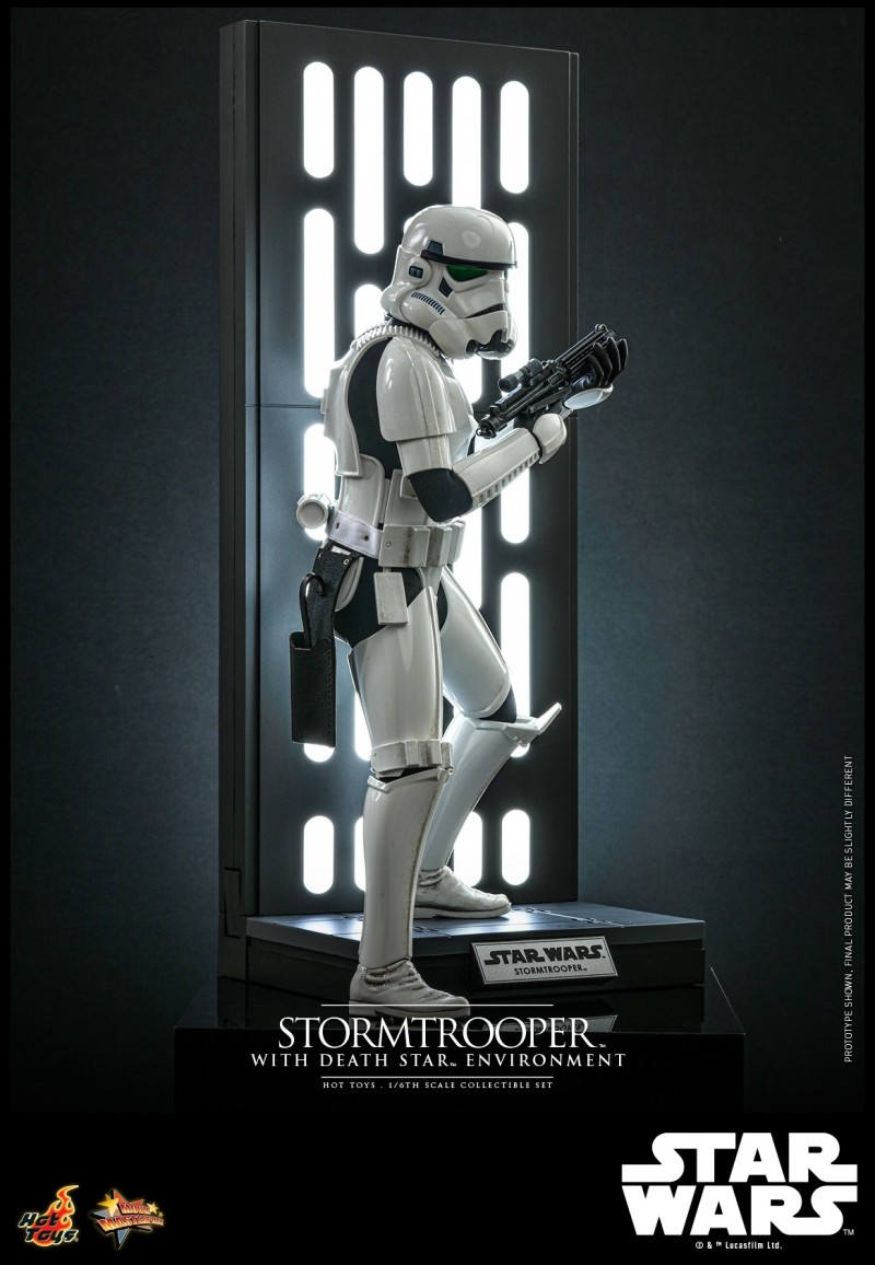SW Stormtrooper with DSE Collectible Set_P09.jpg SW Stormtrooper with DSE Collectible Set_P09.jpg