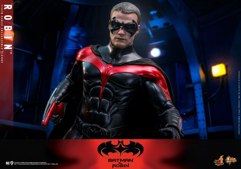 Hot Toys - Batman and Robin - Robin_PR8.jpg