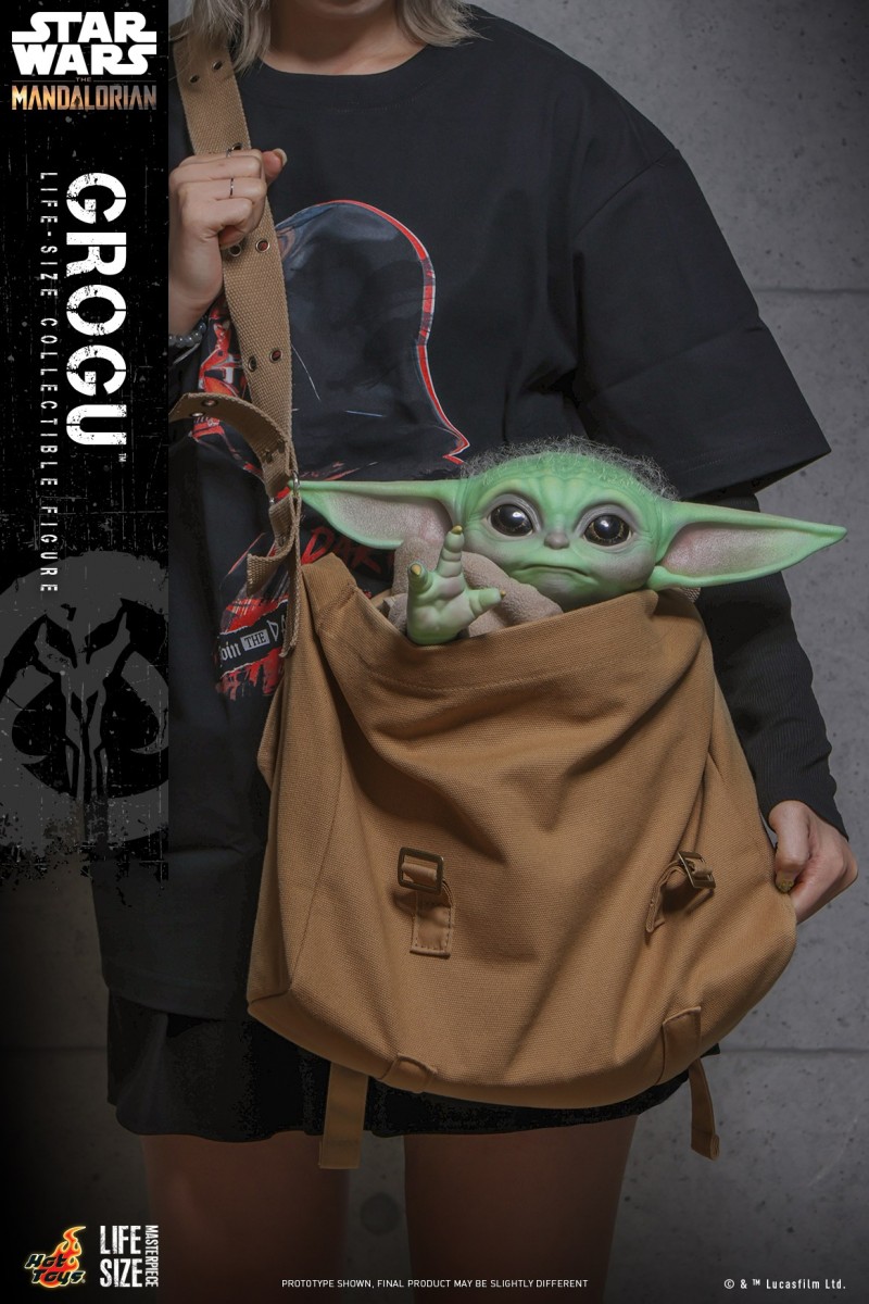 Hot Toys - Star Wars - The Mandalorian - Grogu Life-Size Collectible_PR16.jpg