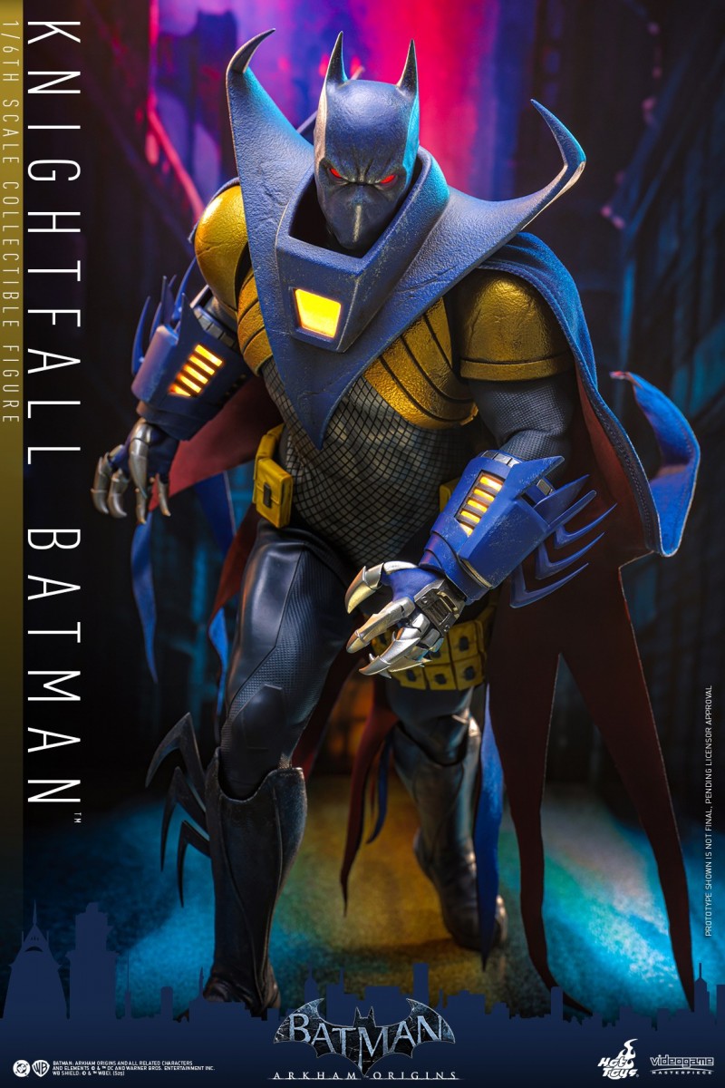 Hot Toys - Batman Arkham Origins - Knightfall Batman_PR11.jpg