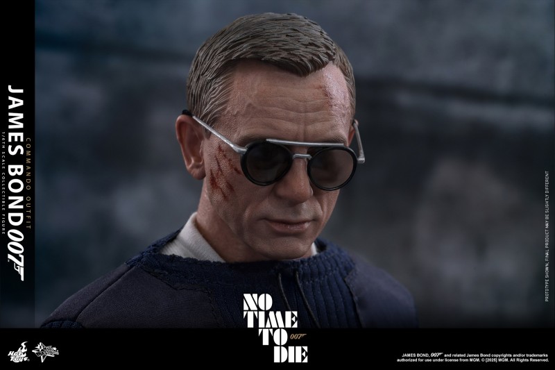 Hot Toys - No Time To Die - James Bond Commando Outfit_PR12.jpg