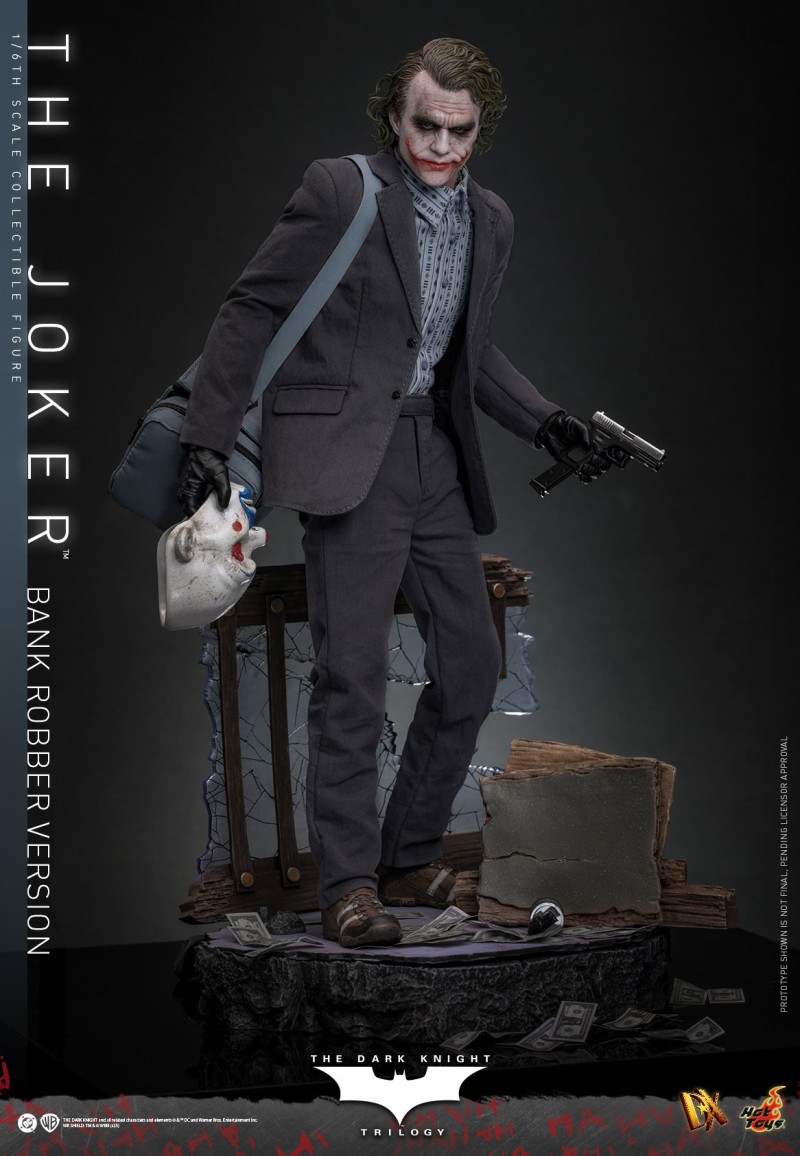 Hot Toys - TDK – The Joker Bank Robber_PR1.jpg Hot Toys - TDK – The Joker Bank Robber_PR1.jpg