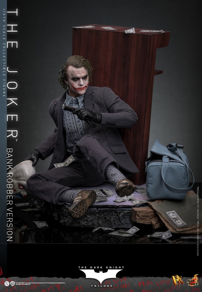 Hot Toys - TDK – The Joker Bank Robber_PR2.jpg Hot Toys - TDK – The Joker Bank Robber_PR2.jpg