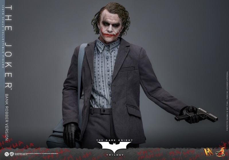 Hot Toys - TDK – The Joker Bank Robber_PR12.jpg Hot Toys - TDK – The Joker Bank Robber_PR12.jpg