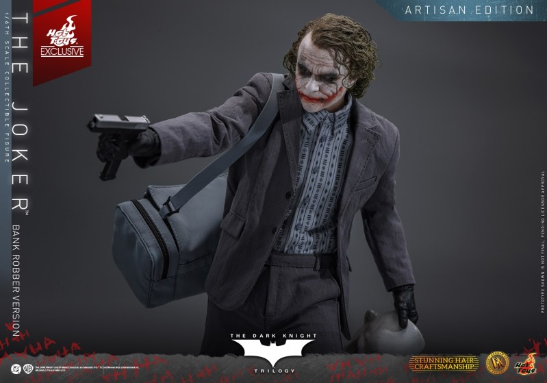 Hot Toys - TDK C The Joker Bank Robber AE_PR12.jpg