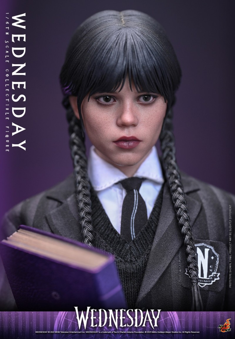 Hot Toys - Wednesday - Wednesday_PR1.jpg
