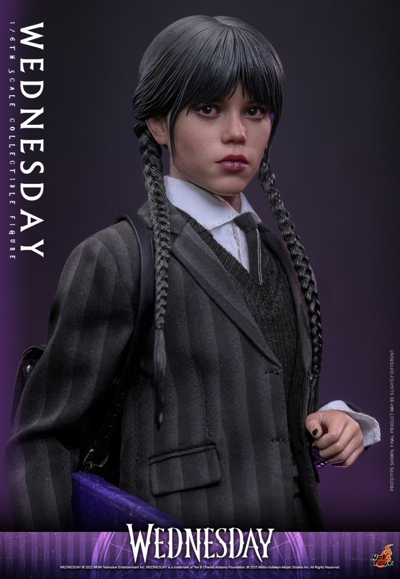 Hot Toys - Wednesday - Wednesday_PR5.jpg
