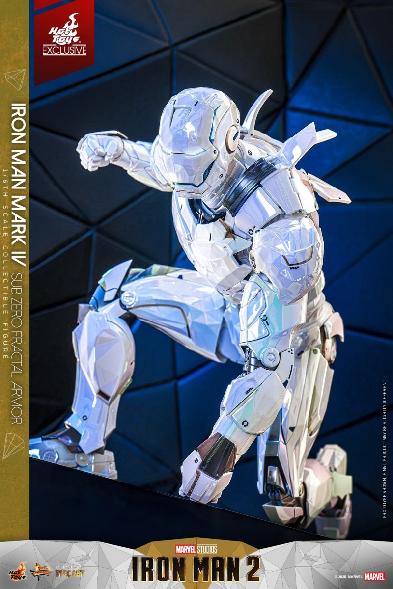 Hot Toys - Iron Man 2 -  Iron Man Mark IV (Sub-Zero)_PR11.jpg