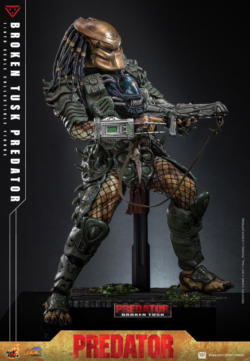 Hot Toys - Predator - Broken Tusk Predator_PR3.jpg