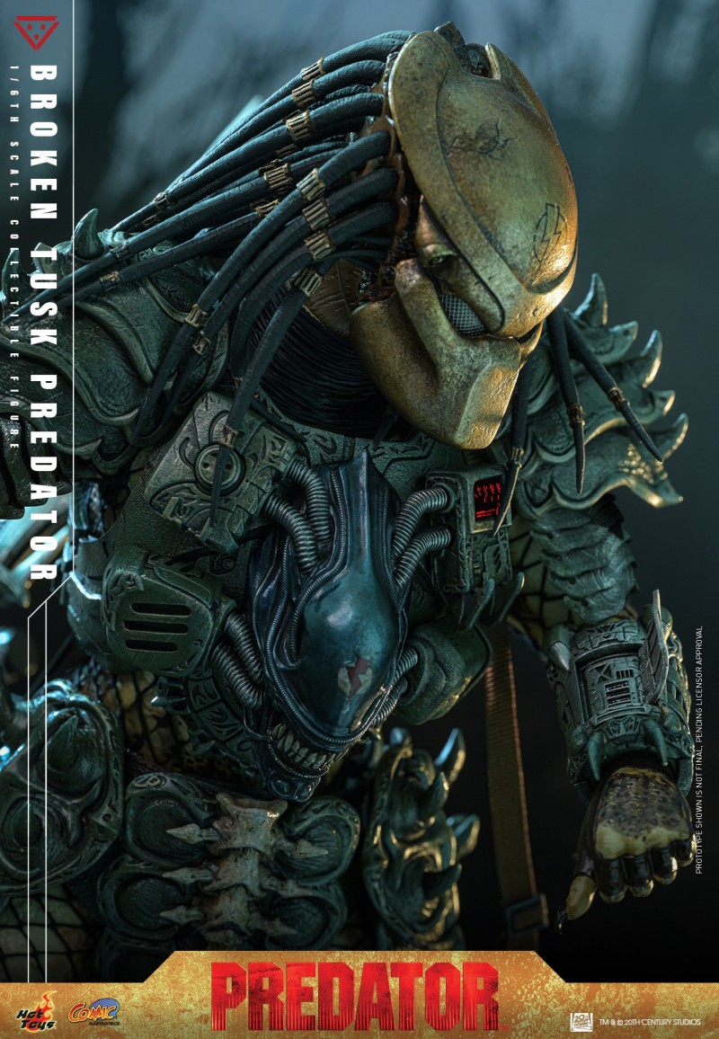 Hot Toys - Predator - Broken Tusk Predator_PR18.jpg