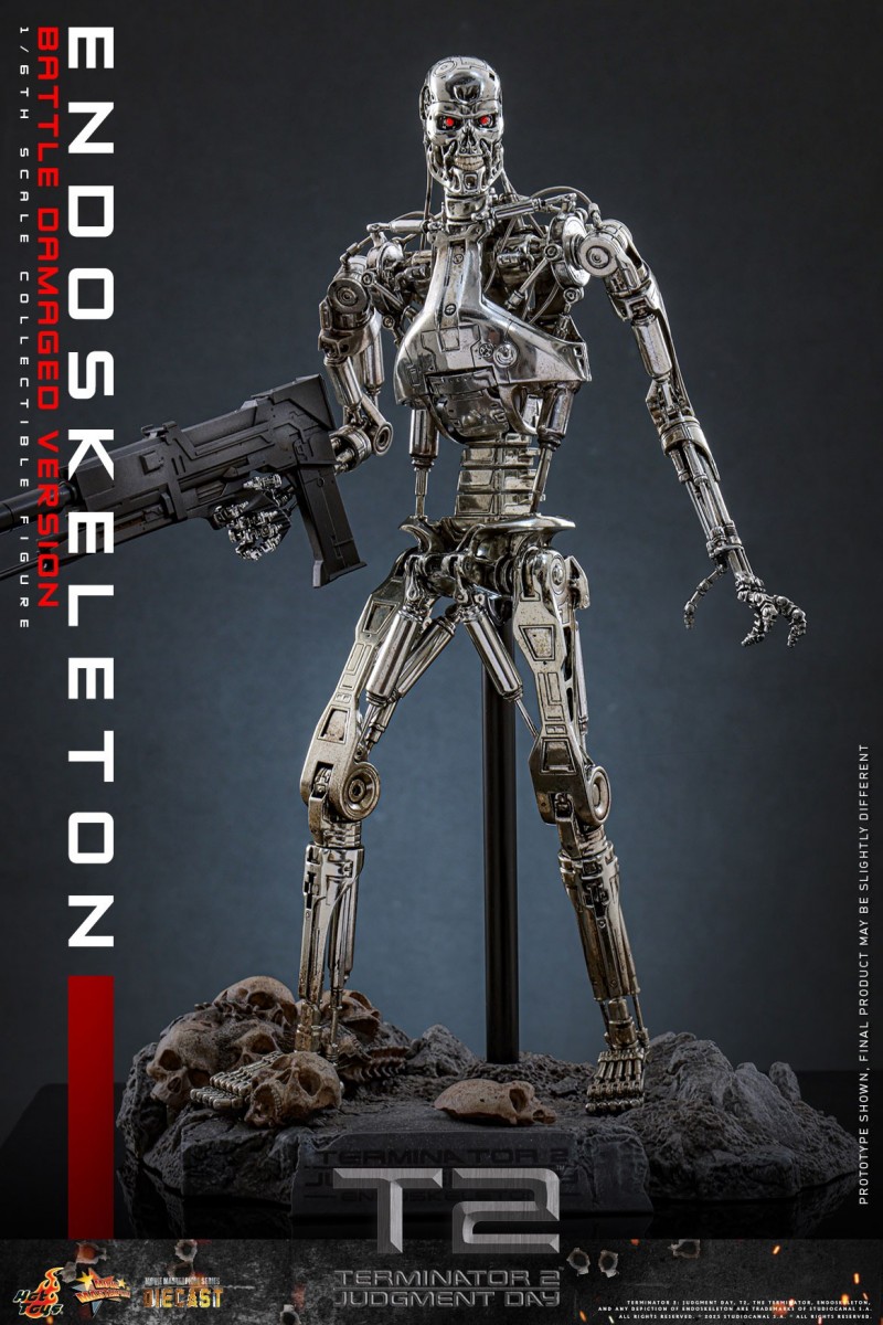 Hot Toys - T2 - Endoskeleton (Battle Damaged Version)_PR2.jpg