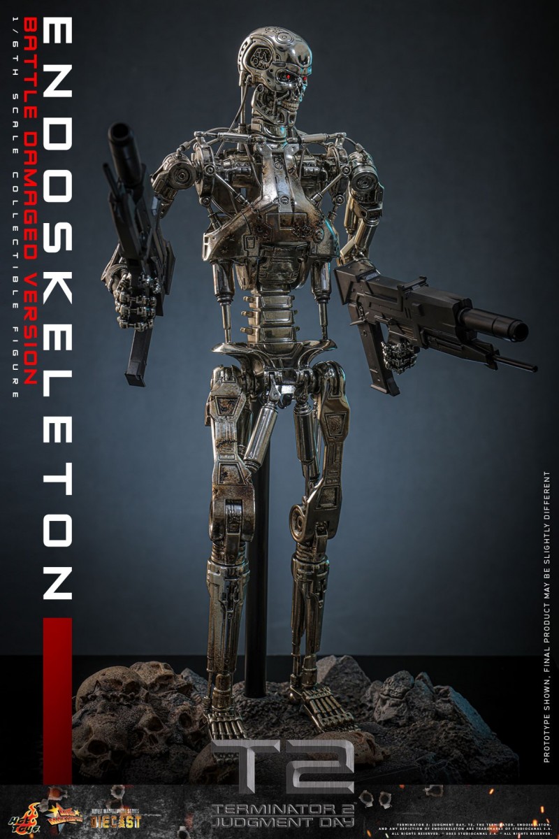 Hot Toys - T2 - Endoskeleton (Battle Damaged Version)_PR5.jpg
