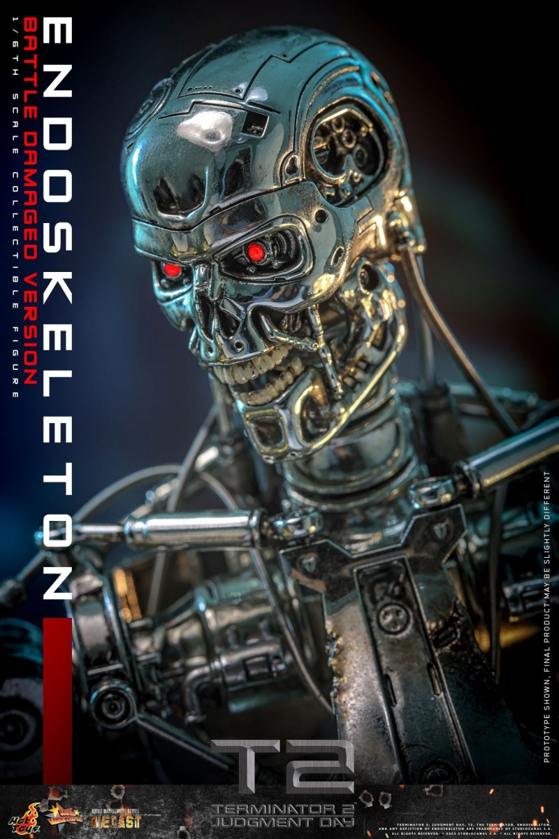 Hot Toys - T2 - Endoskeleton (Battle Damaged Version)_PR15.jpg