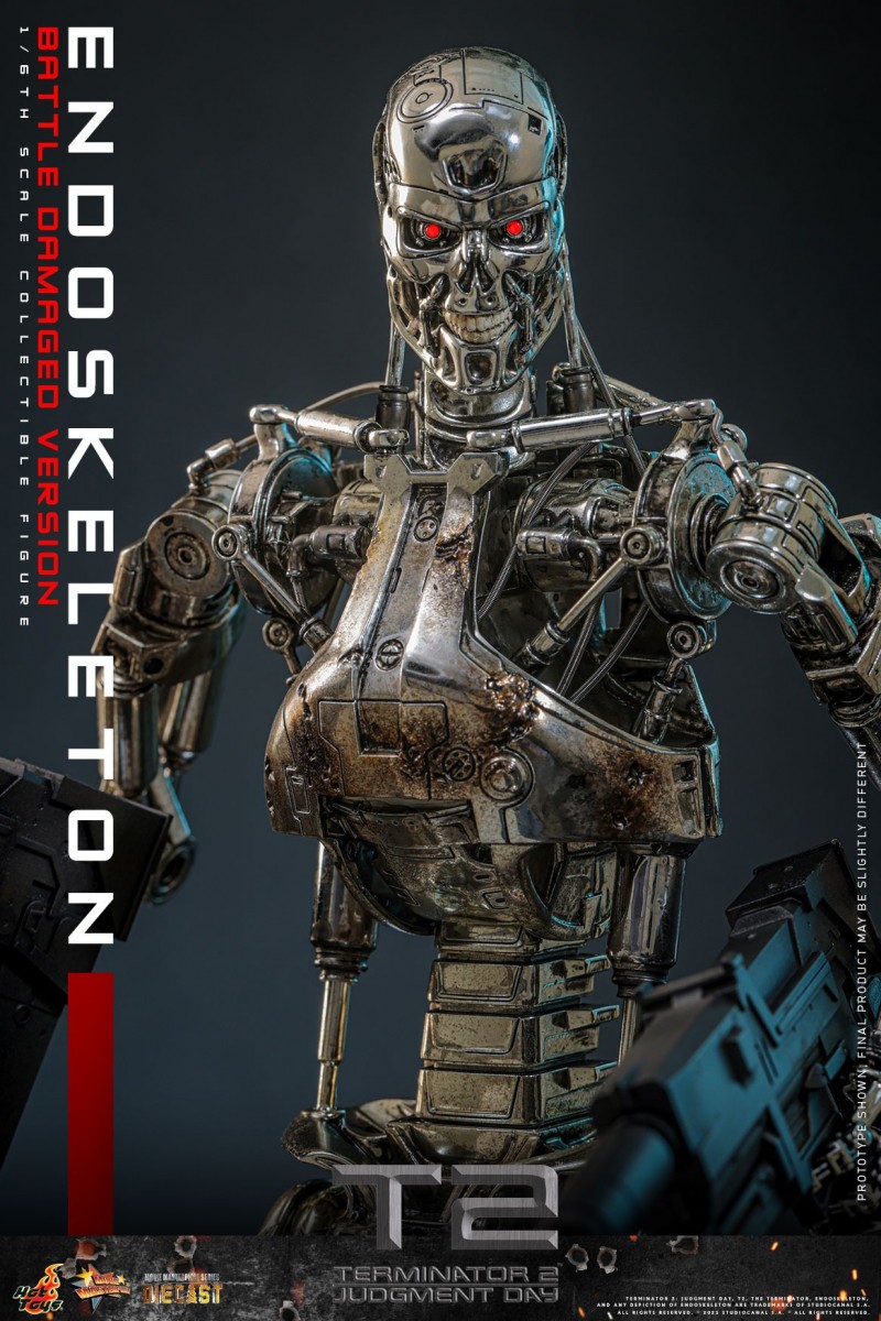 Hot Toys - T2 - Endoskeleton (Battle Damaged Version)_PR14.jpg