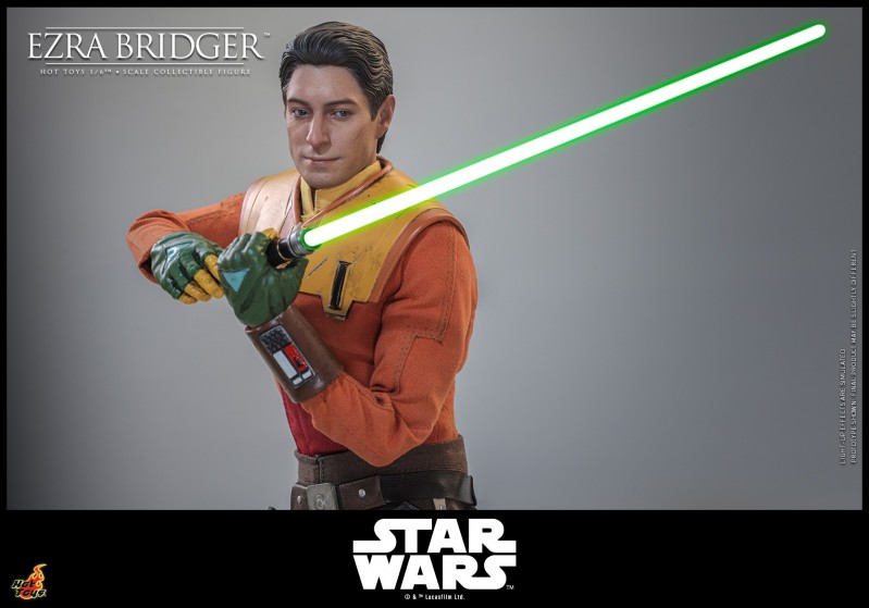 Hot Toys - Star Wars Rebels - Ezra Bridger_PR3.jpg