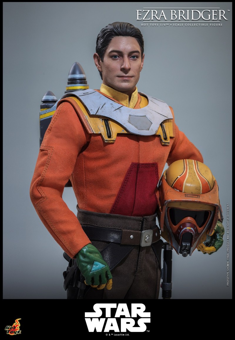 Hot Toys - Star Wars Rebels - Ezra Bridger_PR10.jpg