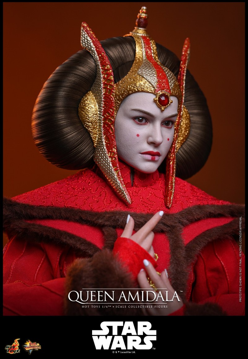 Hot Toys - SW EP1 - Queen Amidala_PR10.jpg