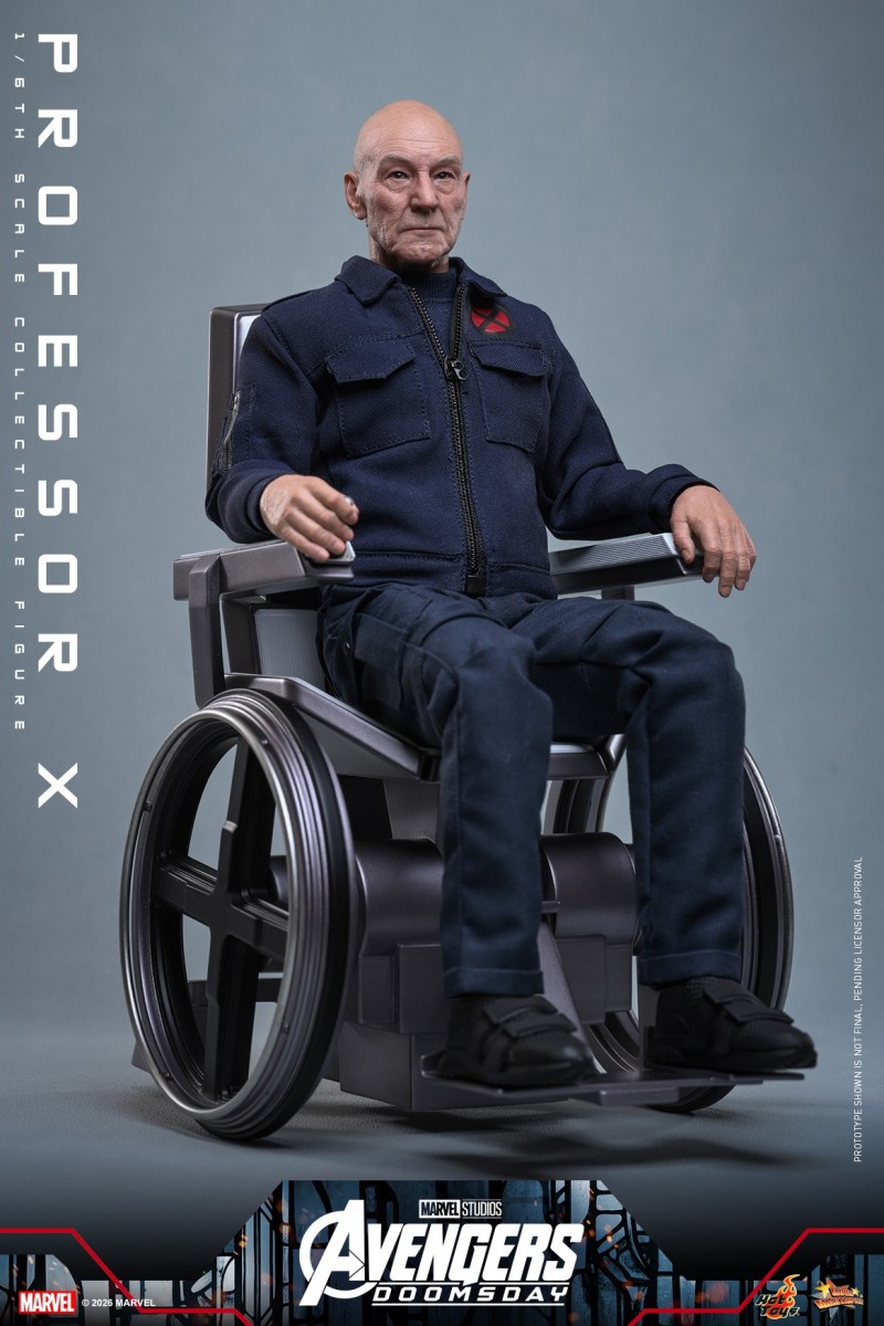 Hot Toys - A5 - Professor X_PR10.jpg