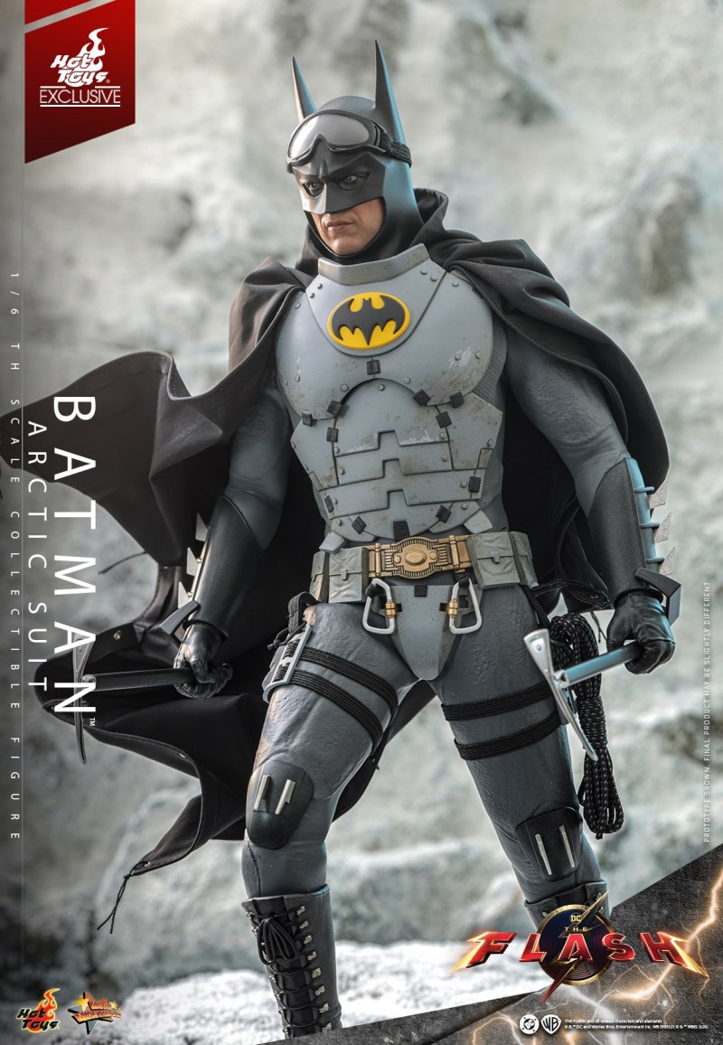 Hot Toys - The Flash - Batman (Arctic Suit)_PR8.jpg